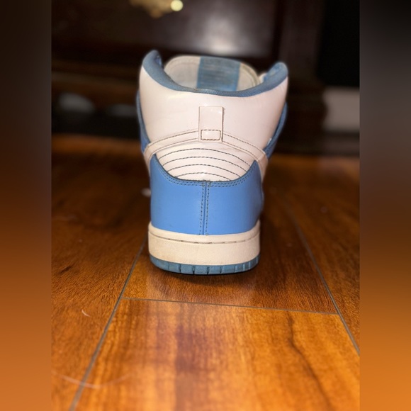 Nike SB Dunk Hi - Picture 4 of 11